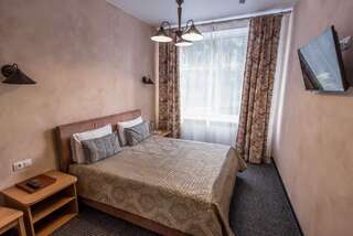 Гостиница  Домашняя гостиница Подушка Санкт-Петербург Номер двухместный с 2х спальной кроватью первый класс-1