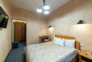 Гостиница Подушка Санкт-Петербург Улучшенный двухместный номер с 1 кроватью-6