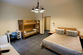 Гостиница Подушка Санкт-Петербург Cемейный номер с собственной ванной комнатой-6