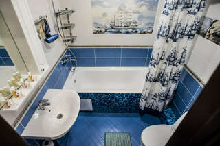 Гостиница Подушка Санкт-Петербург Cемейный номер с собственной ванной комнатой-10