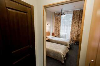Гостиница  Домашняя гостиница Подушка Санкт-Петербург Номер  двухместный с двумя кроватями первый класс-2